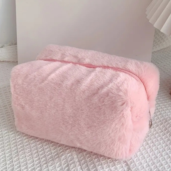 Plush Cosmetic Makeup Bag - Picture 10 of 10
